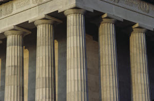 pillars-of-the-lincoln-memorial-kenneth-garrett